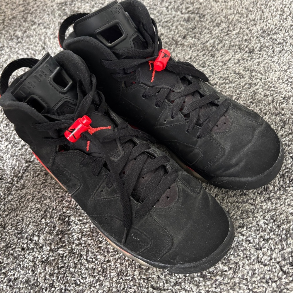 Jordan Infrared 6’s, Size 7Y (size 8/8.5 women’s)